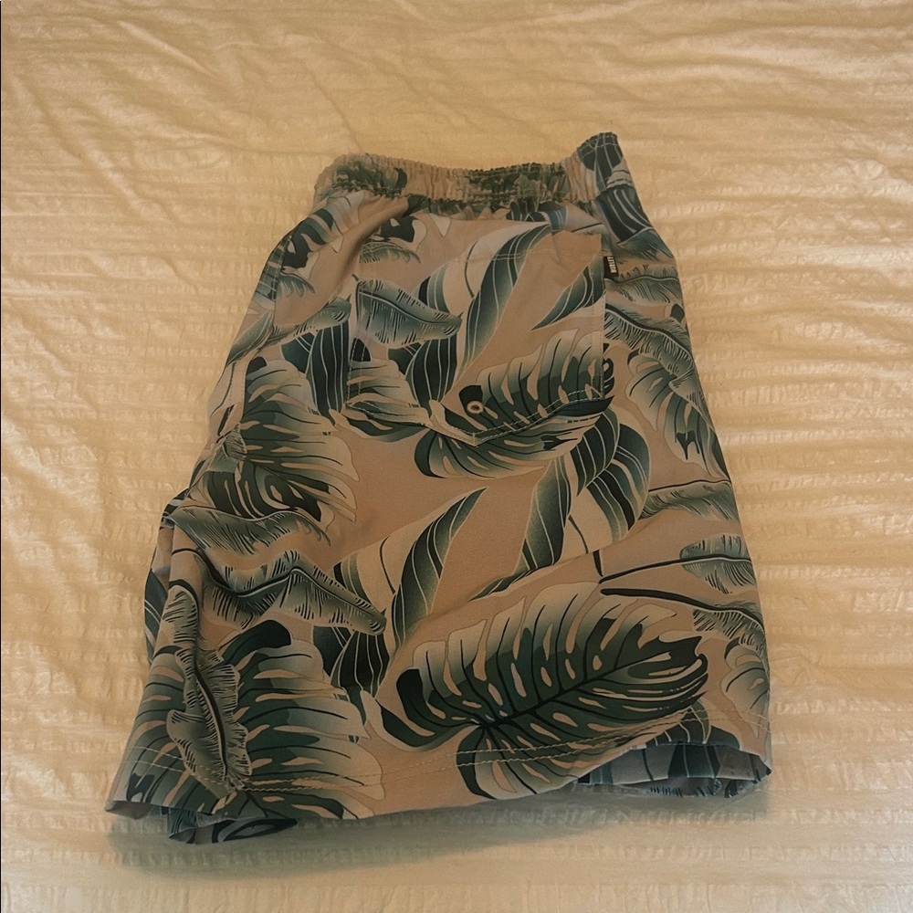 Hurley Green and Tan Leaf Print Shorts